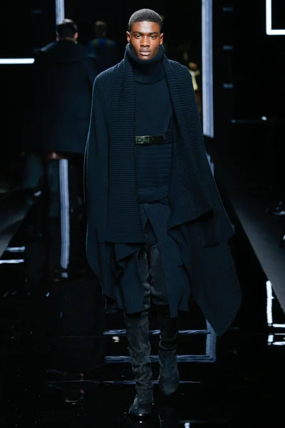 Look 19